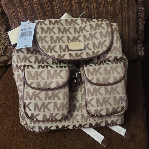MICHAEL Michael Kors Handbags - Michael Kors Jet Set Item Flap Backpack MK Handbag